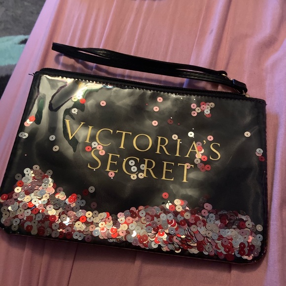 Victoria’s Secret Makeup bag - Picture 1 of 1